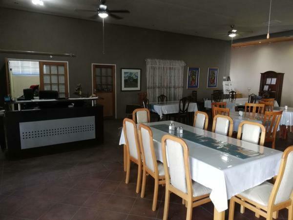 Anandi Guesthouse Mariental Ngoại thất bức ảnh