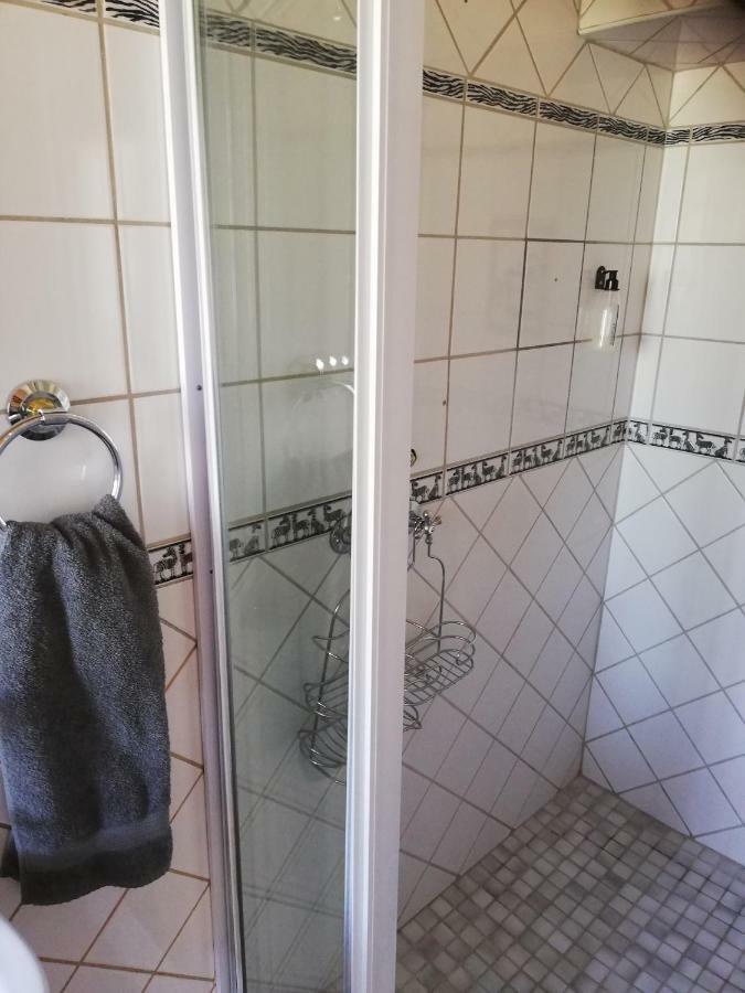 Anandi Guesthouse Mariental Ngoại thất bức ảnh